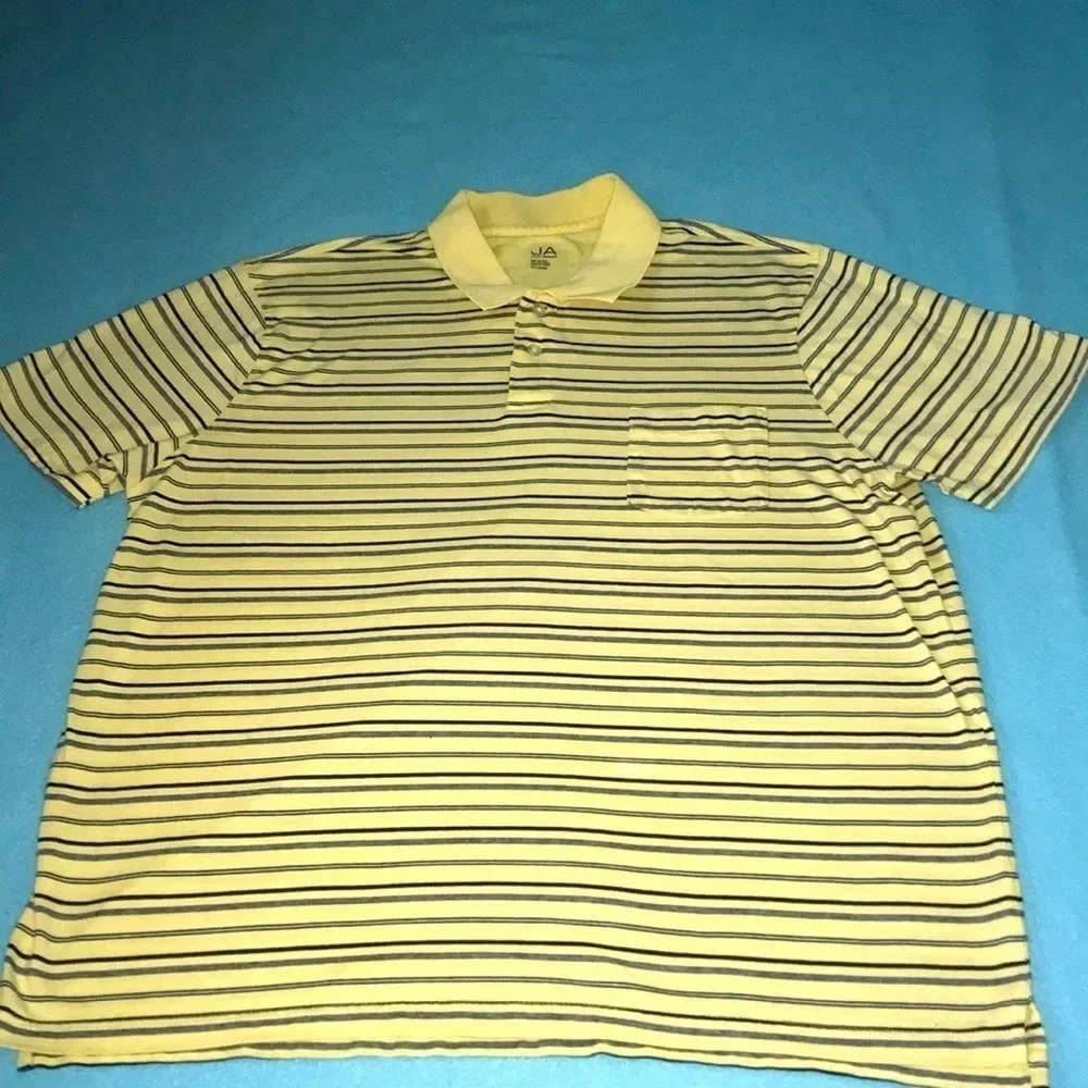JOHN ASHFORD pocket shortsleeved size XXL